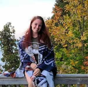 Meet your Posher, Christin